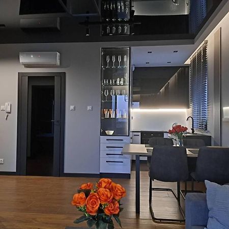 Resinest Apartamenty Jurowiecka J15 Белосток Экстерьер фото