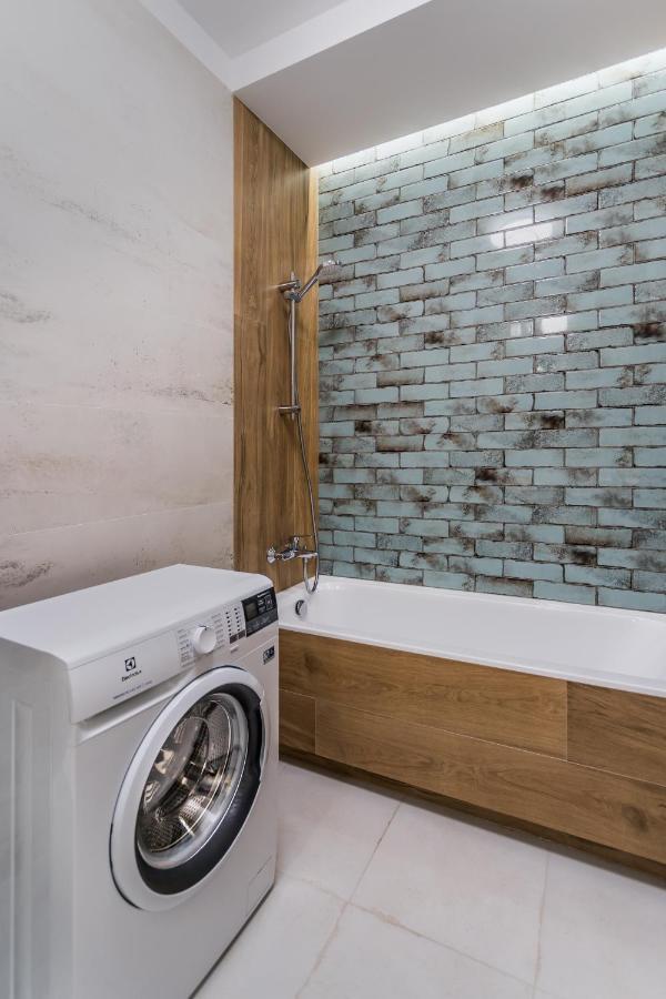 Resinest Apartamenty Jurowiecka J15 Белосток Экстерьер фото