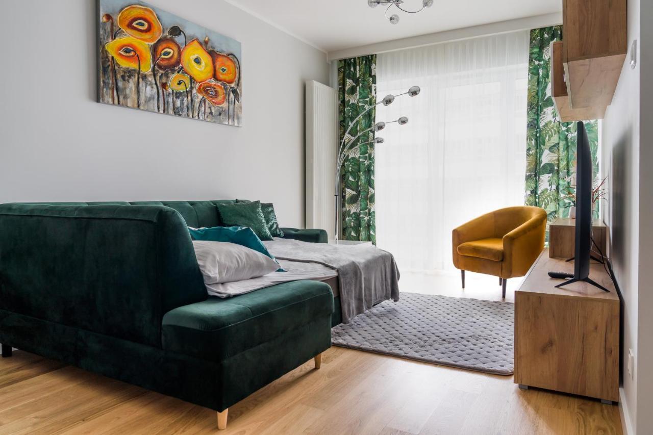 Resinest Apartamenty Jurowiecka J15 Белосток Экстерьер фото